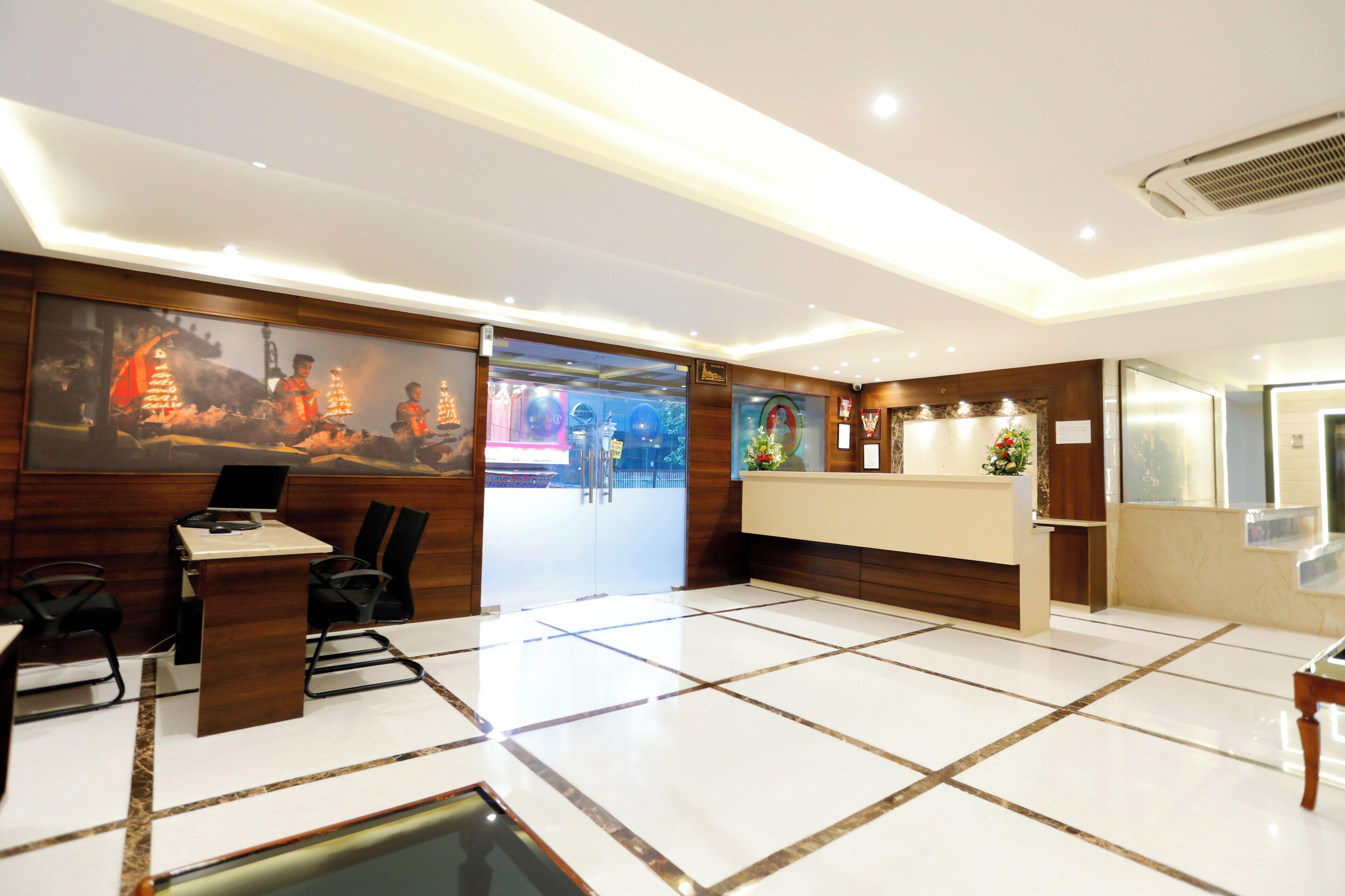 Hotel Dolphin Grand, Varanasi